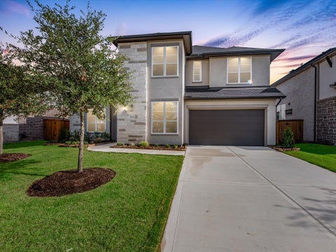 Homes For Sale - 18422 Red Dahlia Road<br/> Richmond, TX 77407