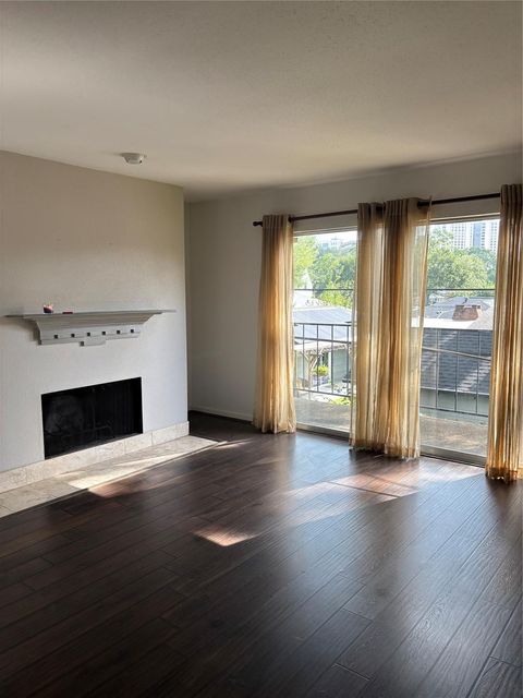 Photo of 2333 Bering Drive #126, Houston, TX 77057 (MLS # 19667344)