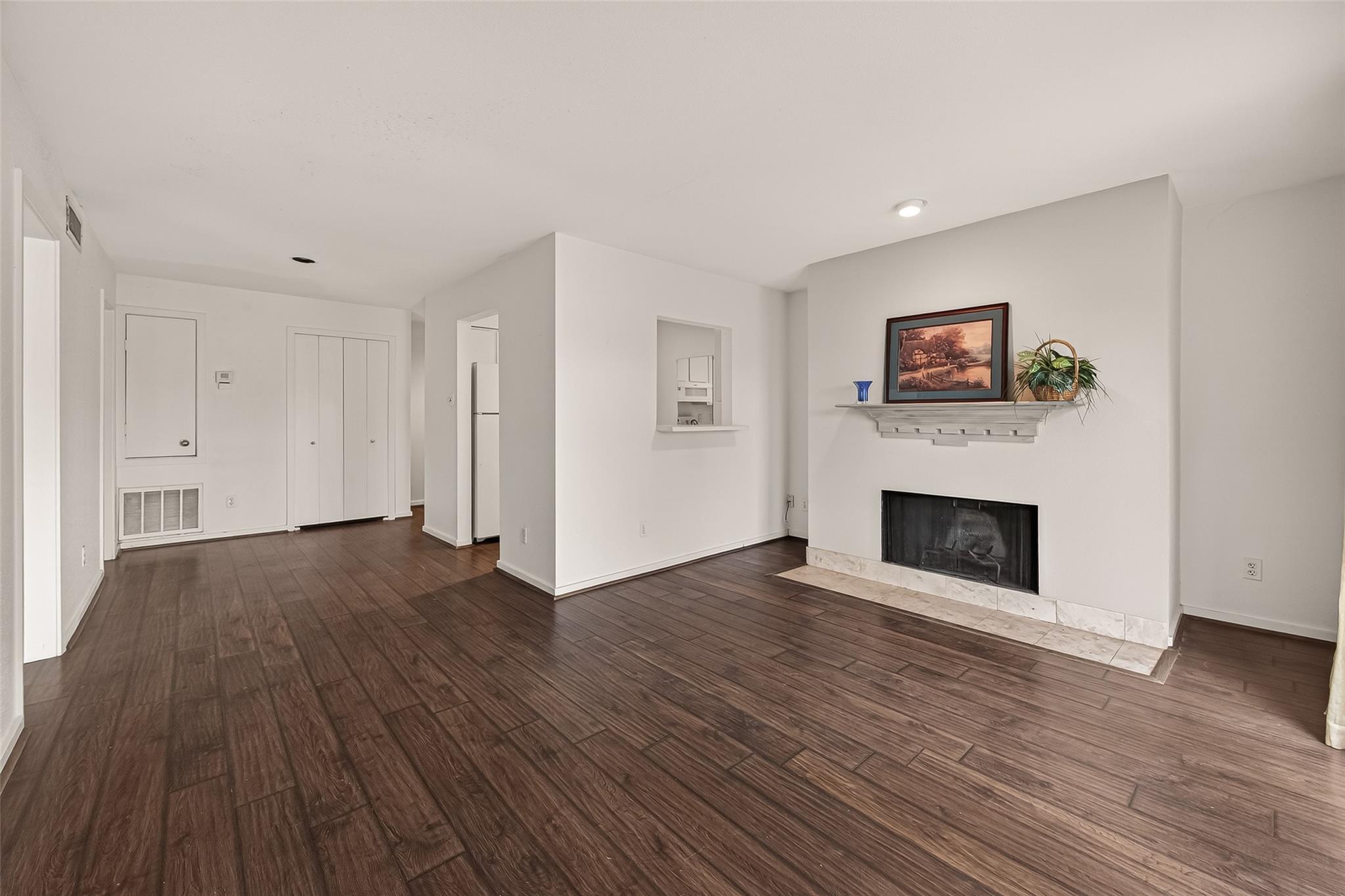 Houston, Texas 77057, United States, 1 Bedroom Bedrooms, ,1 BathroomBathrooms,Residential,Active,208120