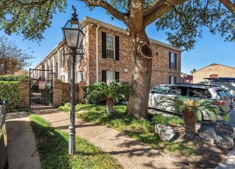 Photo of 6402 Del Monte Drive #47, Houston, TX 77057 (MLS # 68606392)