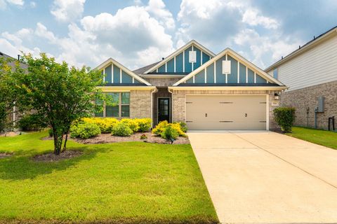 Photo of 9826 North Goshawk Trail, Conroe, TX 77385 (MLS # 63969069) Photo of 9826 North Goshawk Trail, Conroe, TX 77385 (MLS # 63969069)