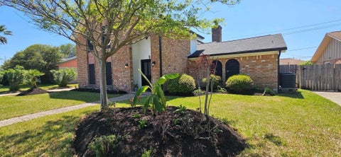 Photo of 47 W Dansby Drive, Galveston, TX 77551 (MLS # 28939599)
