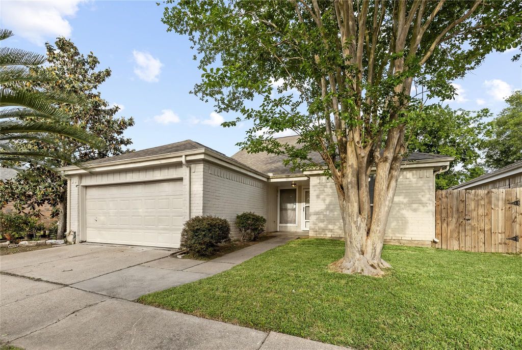 Photo of 6327 Lynkat Lane, Houston, TX 77083 (MLS # 79743100)