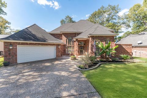 208 Springs Edge Drive Conroe TX 77356