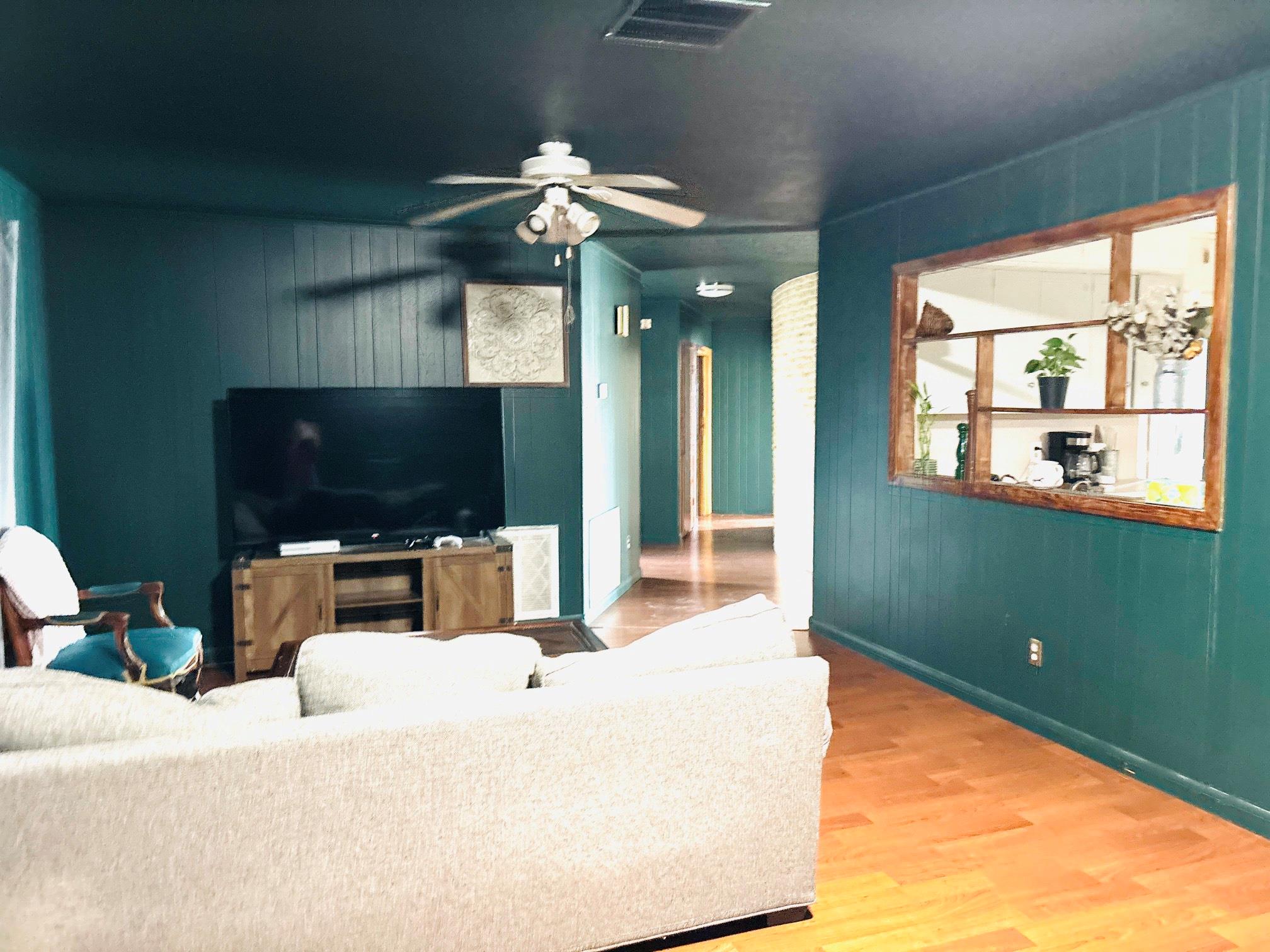 4901 Timber Lane
