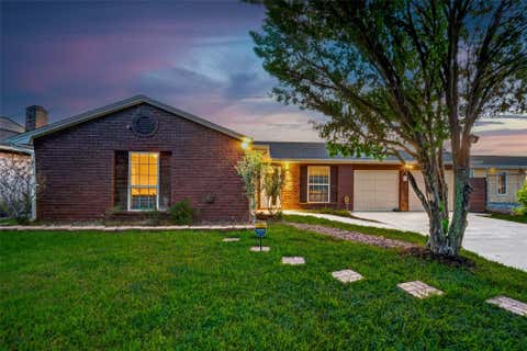 Photo of 6114 S Greenpark Drive, Houston, TX 77072 (MLS # 62060586)