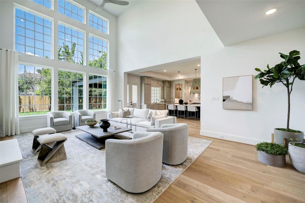 Photo of 1609 Bayram Drive, Houston, TX 77055 (MLS # 24995899)