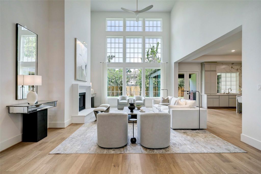 Photo of 1609 Bayram Drive, Houston, TX 77055 (MLS # 24995899)