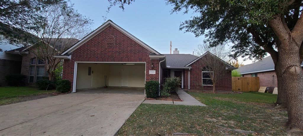 Photo of 15106 Brookwood Bridge Lane, Sugar Land, TX 77498 (MLS # 29823256)