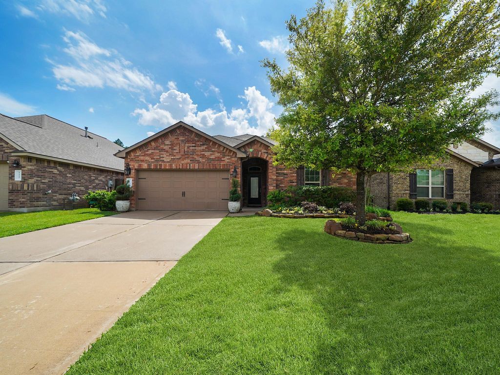 Photo of 5231 Pointe Spring Crossing, Spring, TX 77389 (MLS # 97186413)