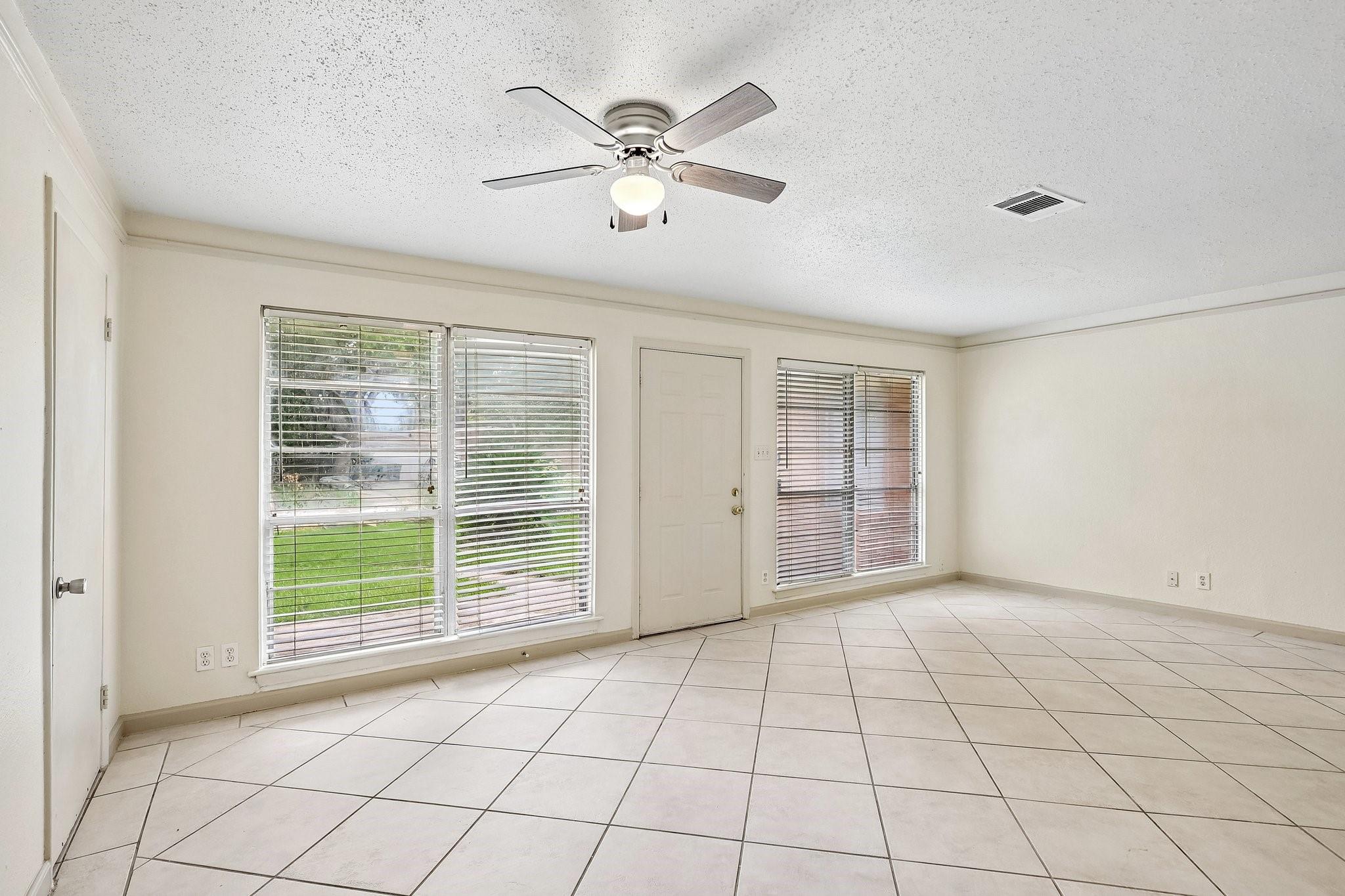 6401 Rowan Lane