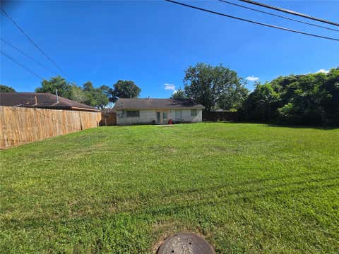 Tiny photo for 4814 Tidewater Drive, Houston, TX 77045 (MLS # 20355191)