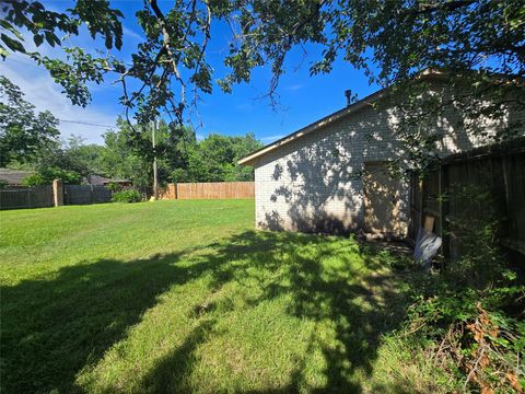 Tiny photo for 4814 Tidewater Drive, Houston, TX 77045 (MLS # 20355191)