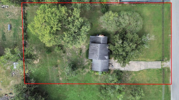 9203 CORNETT DR, HOUSTON, TX 77064 - Image 403324e0e0b7b5bc3ca19ef46b74da4c/1210697408