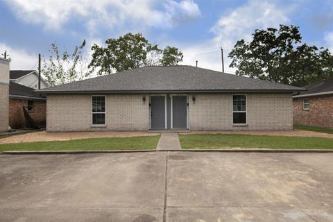 Photo of 7434 Aljean Lane, Deer Park, TX 77536 (MLS # 66202182)