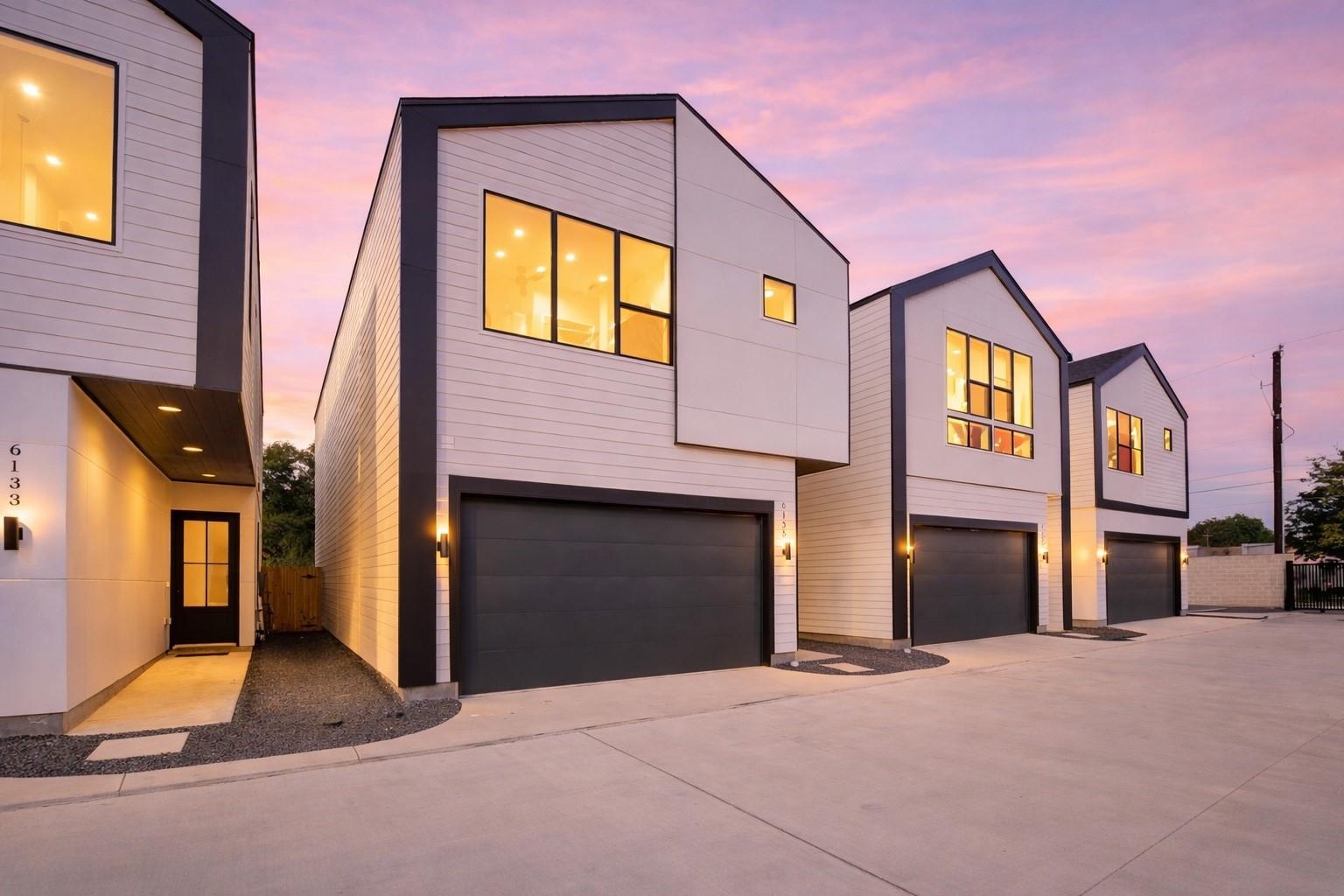 6127 Pacific Forest Drive
