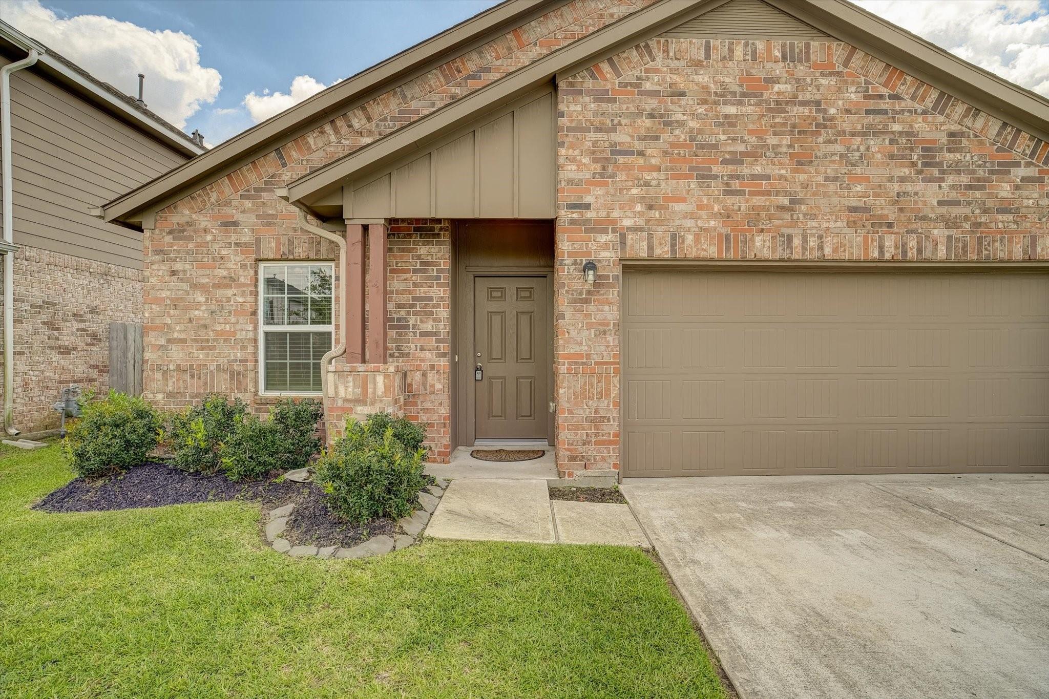 4714 Painted Bunting Lane