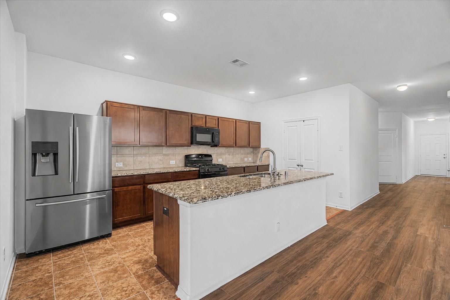 4714 Painted Bunting Lane