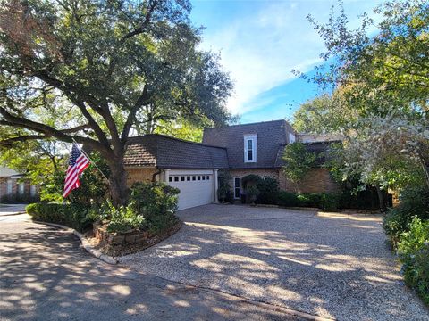 Photo of 709 Palmer Drive, Conroe, TX 77302 (MLS # 97570939)