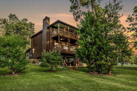 Photo of 48 Hillsborough Drive, Huntsville, TX 77340 (MLS # 79150467)