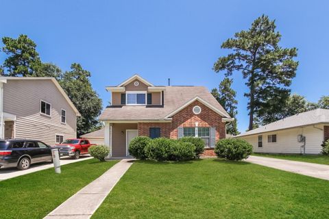 Photo of 419 Laurel Sage Drive, Houston, TX 77339 (MLS # 34364373)