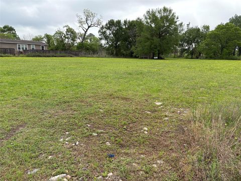 330 Victoria Drive Houston TX 77022