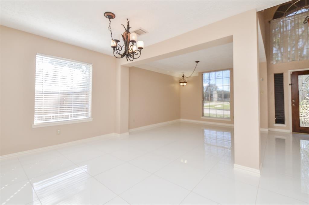 3702 Lauderwood Lane
