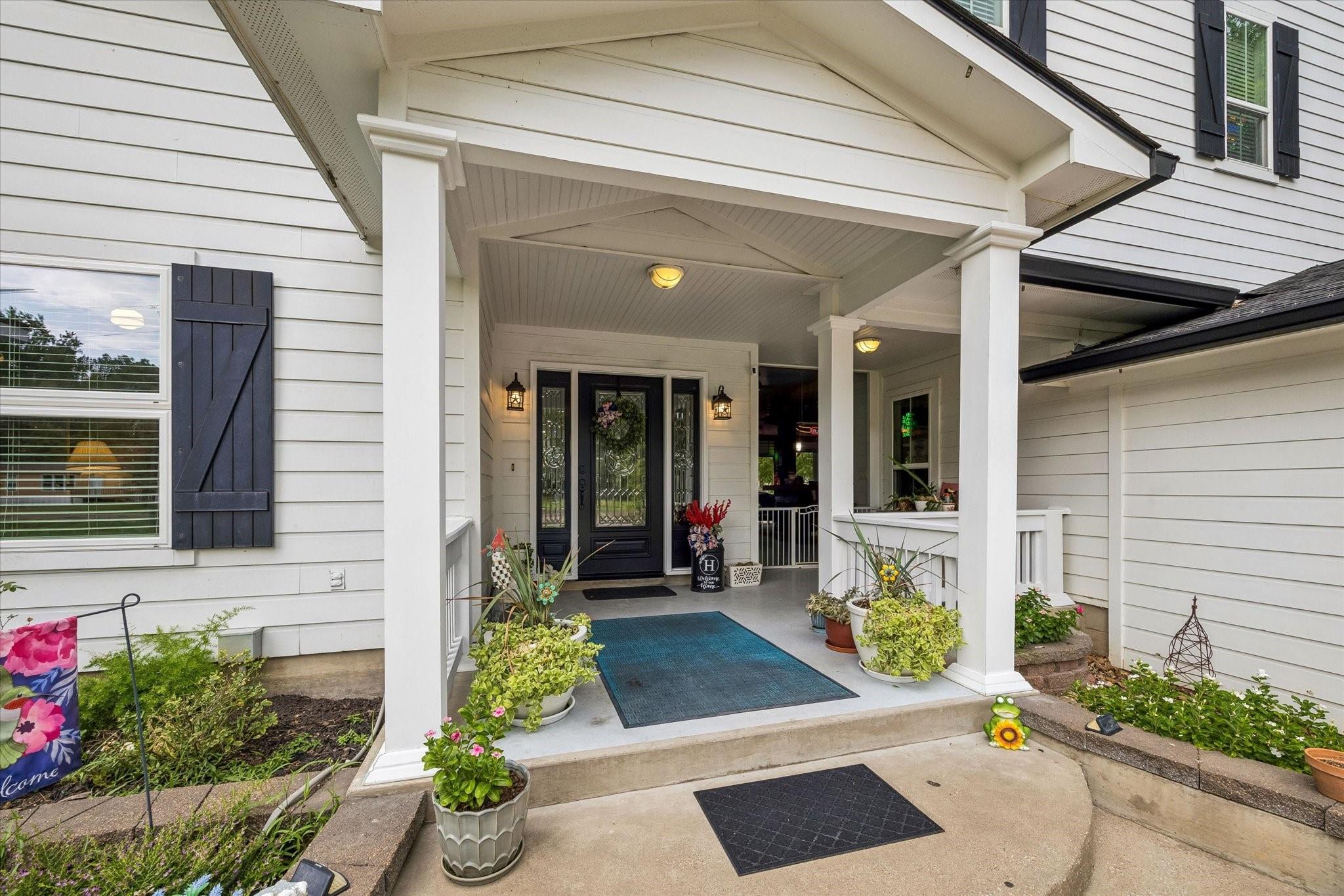 11 Lake View Drive