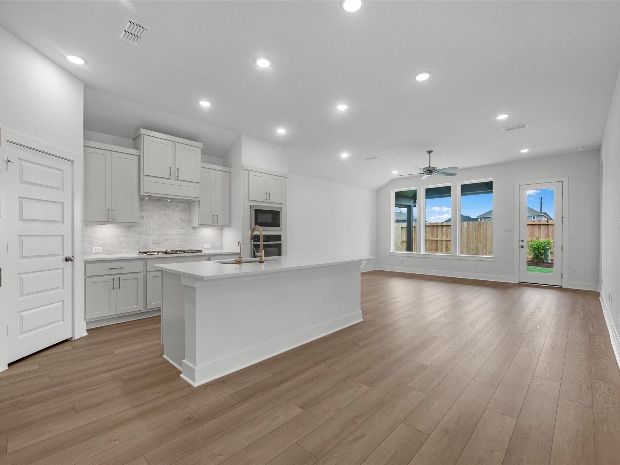 16510 Harmony Lea Lane