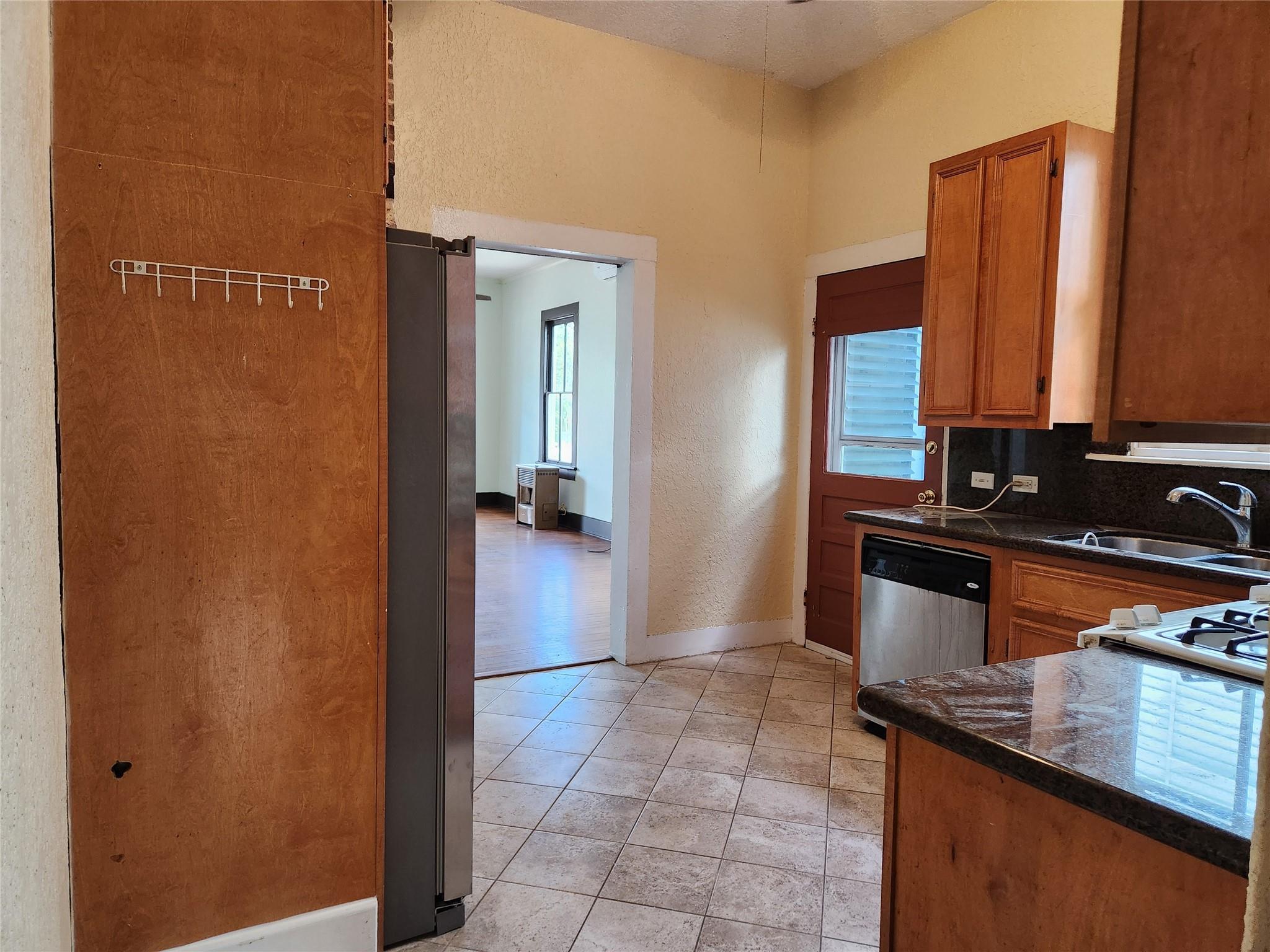 Galveston, Texas 77550, United States, 1 Bedroom Bedrooms, ,1 BathroomBathrooms,Residential,Active,193593