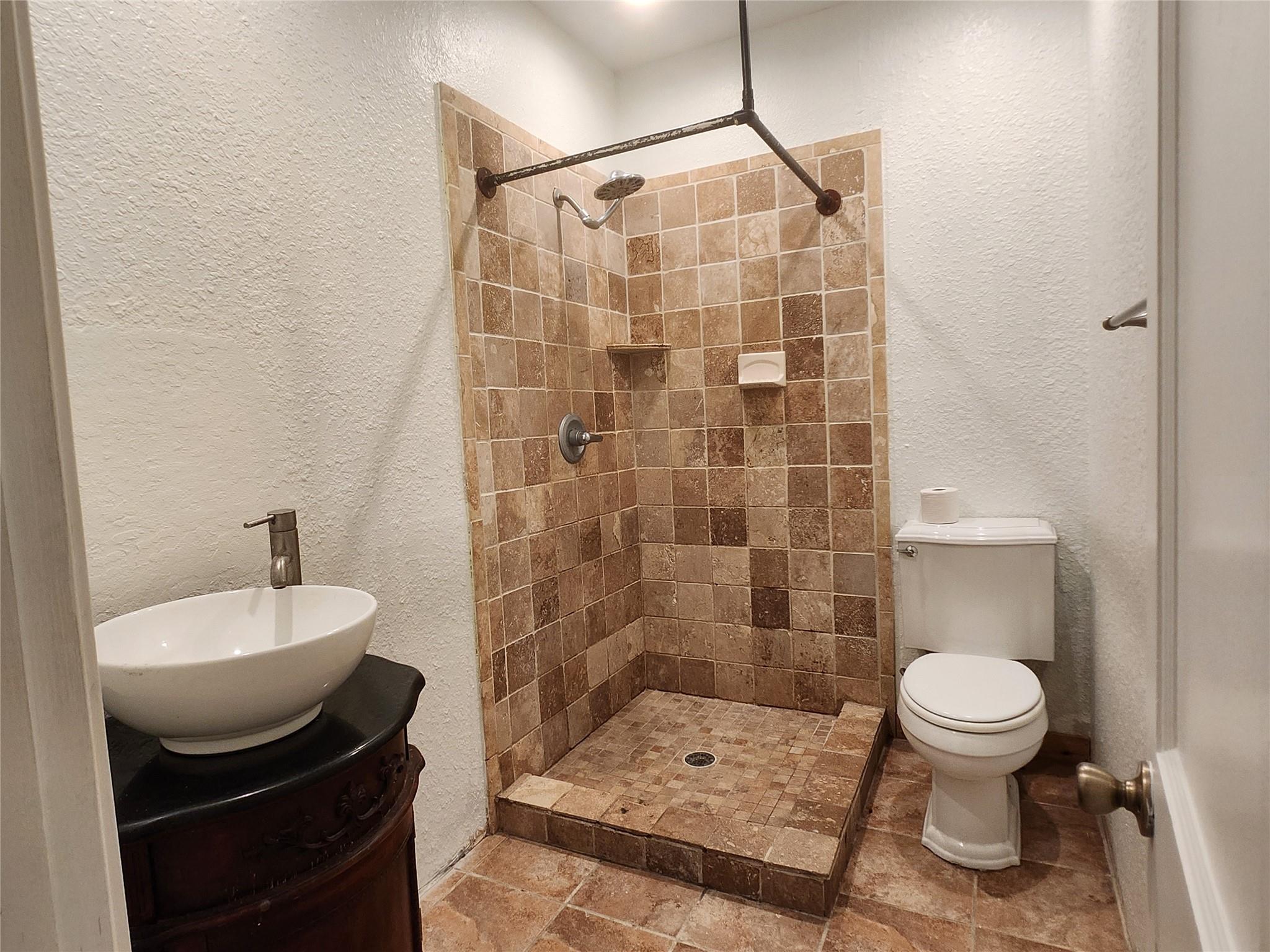 Galveston, Texas 77550, United States, 1 Bedroom Bedrooms, ,1 BathroomBathrooms,Residential,Active,193593