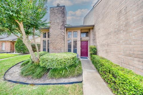 Photo of 1018 Memorial Village Drive #124, Houston, TX 77024 (MLS # 83228490)
