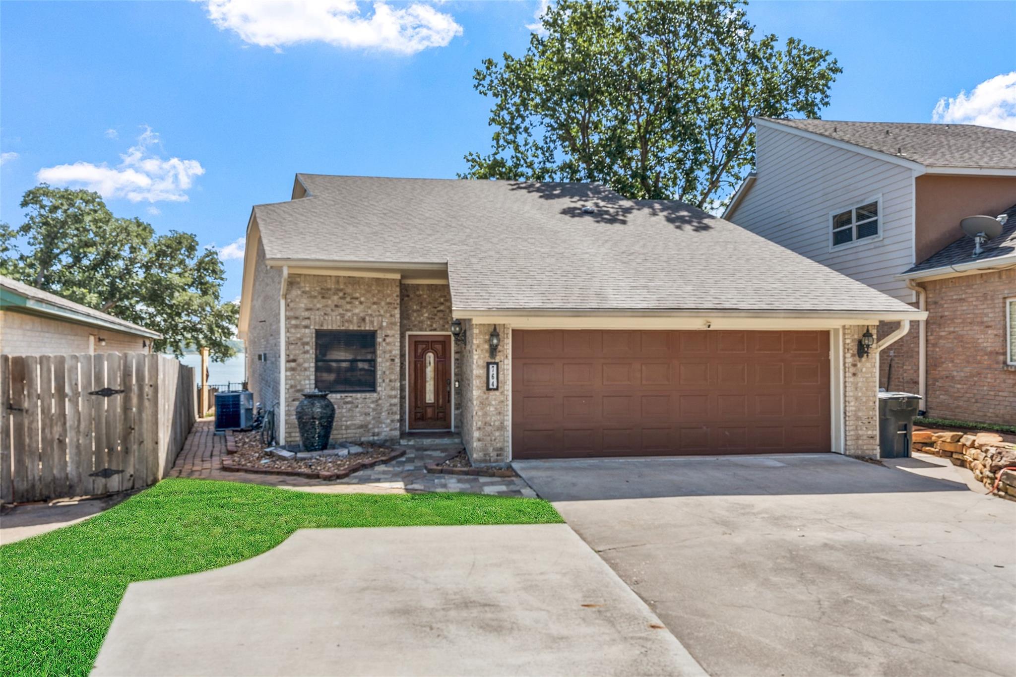 764 Lake View Drive