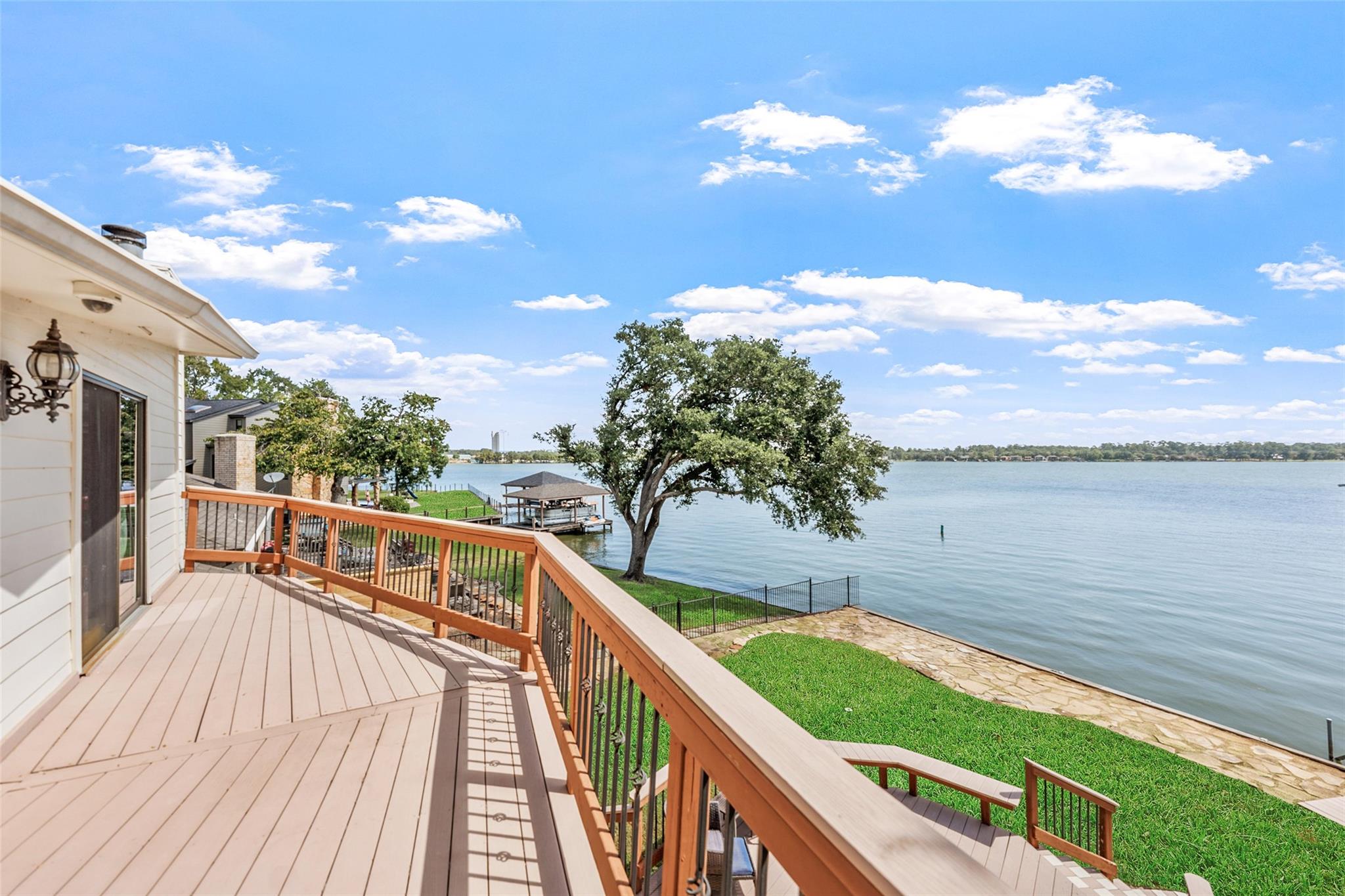 764 Lake View Drive