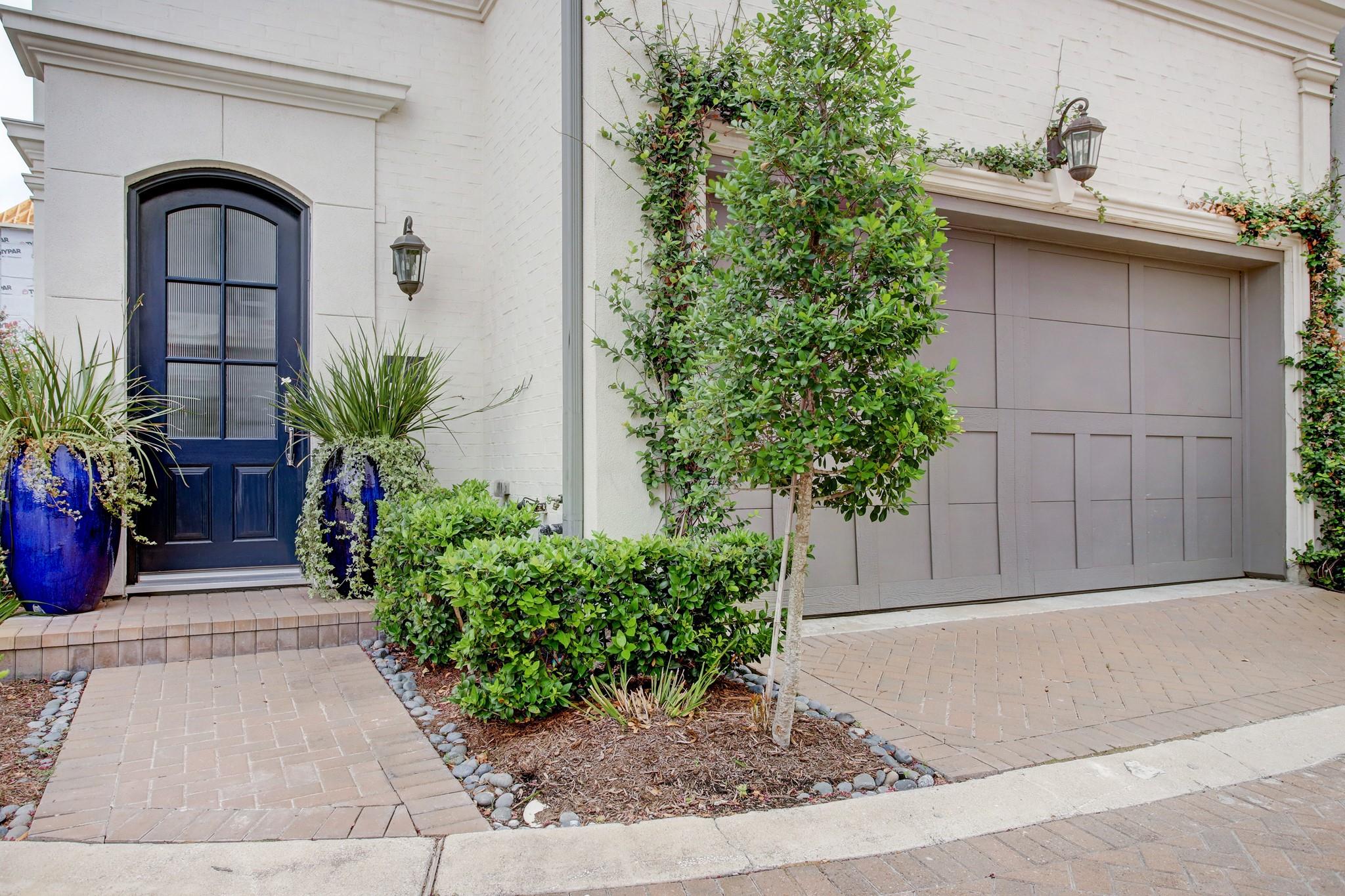 6103 Alexandra Grove Place