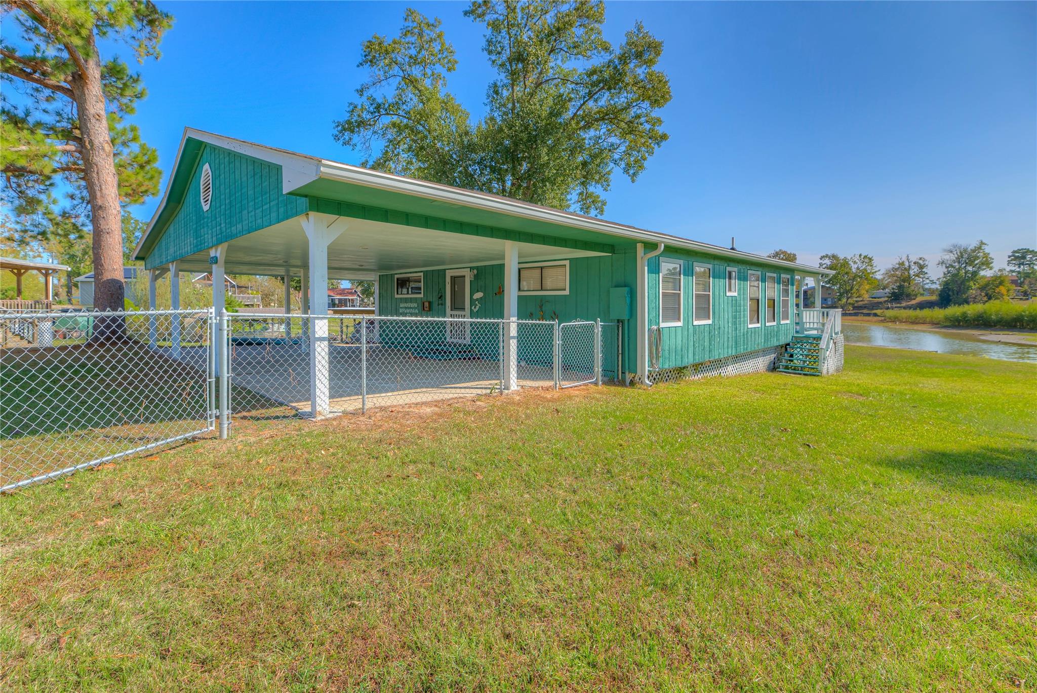 1575 Yaupon Cove Drive