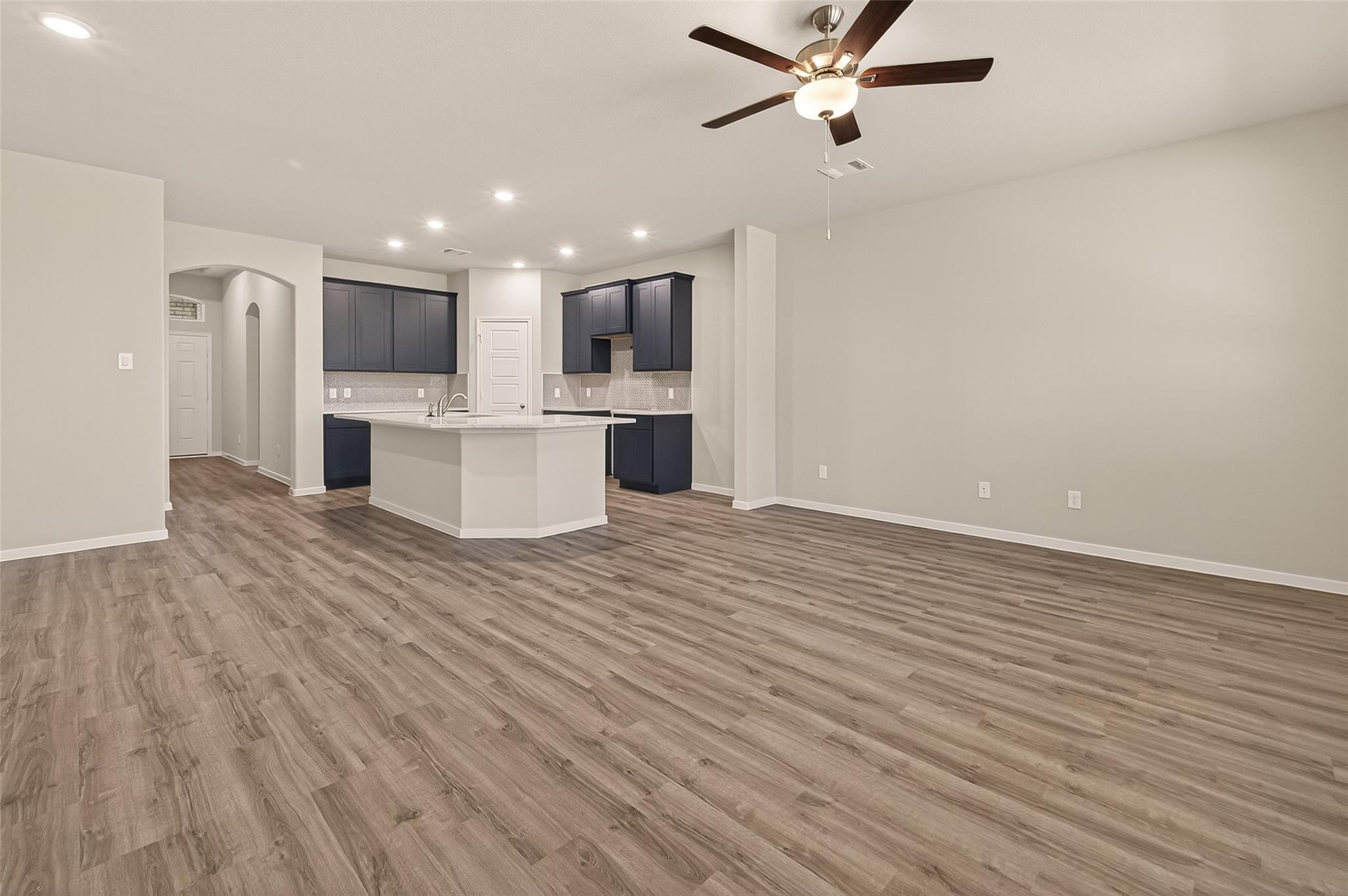 2220 Manila Lane