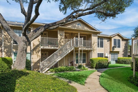 Photo of 1311 Antoine Drive #156, Houston, TX 77055 (MLS # 79927085)