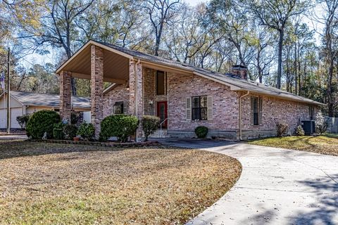Photo of 103 Whippoorwill Drive, Livingston, TX 77351 (MLS # 29020397)