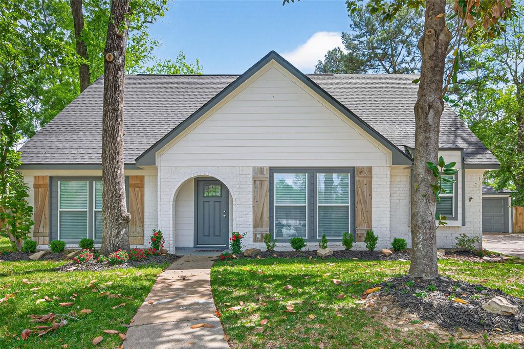 Photo of 2127 Whispering Trails Circle, Kingwood, TX 77339 (MLS # 45380836)