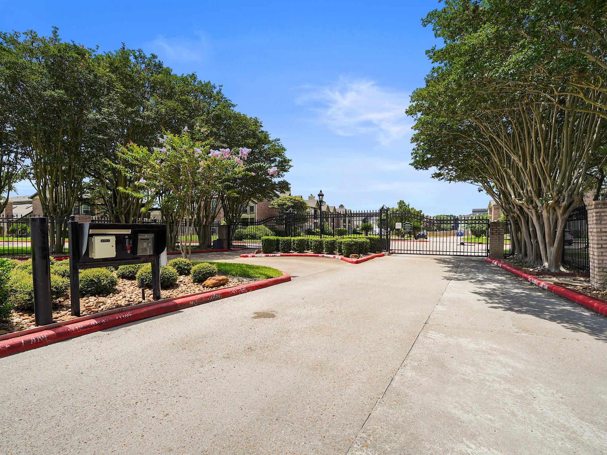 18800 Egret Bay Boulevard 207