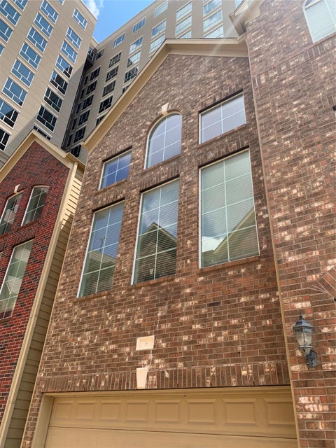 Photo of 1117 Saint Agnes Street #F, Houston, TX 77030 (MLS # 66549852)