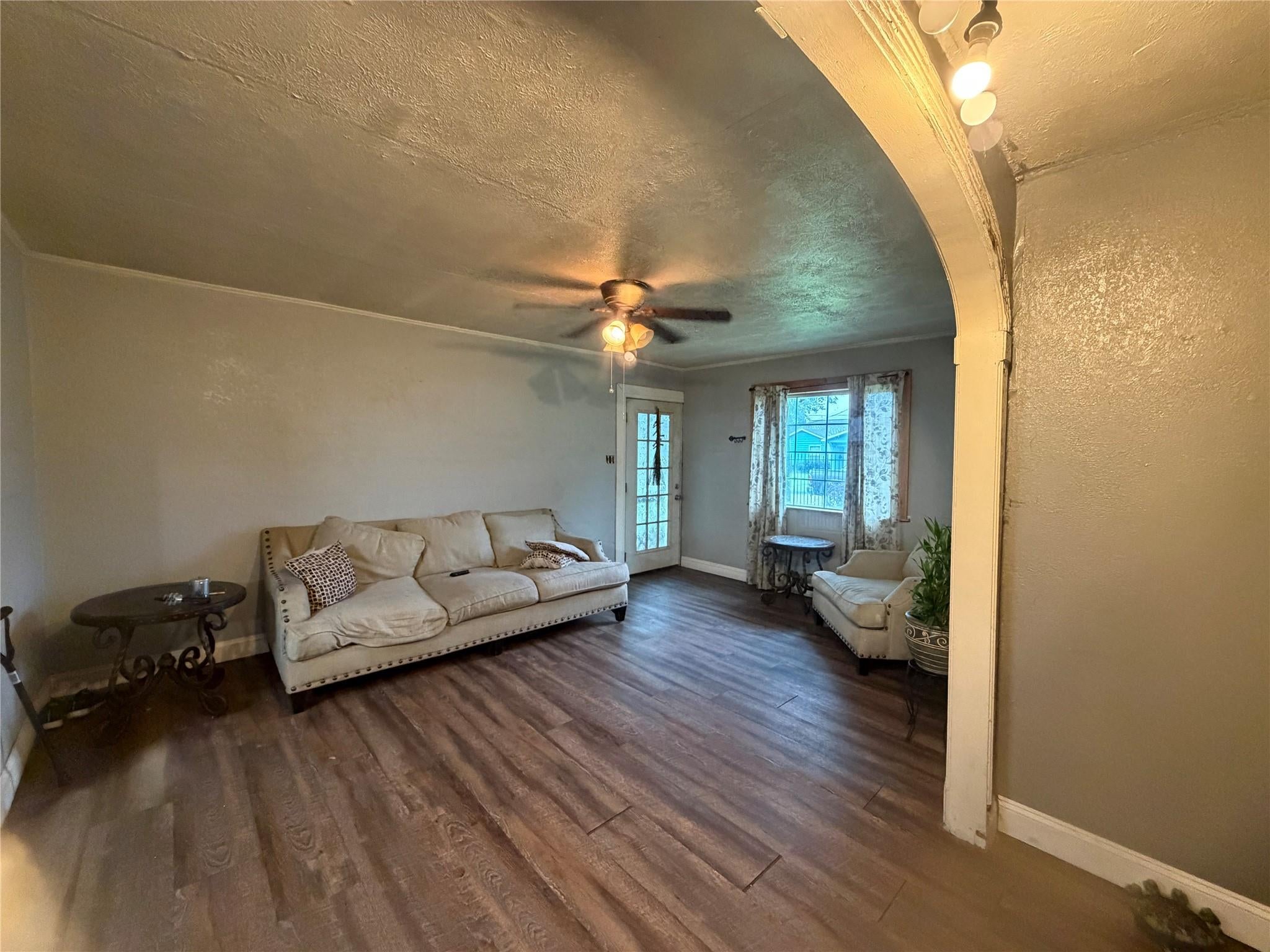2305 Windsor Lane