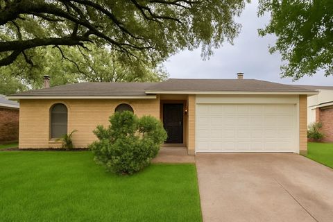 Photo of 4819 Porter Ridge Drive, Houston, TX 77053 (MLS # 68589714)