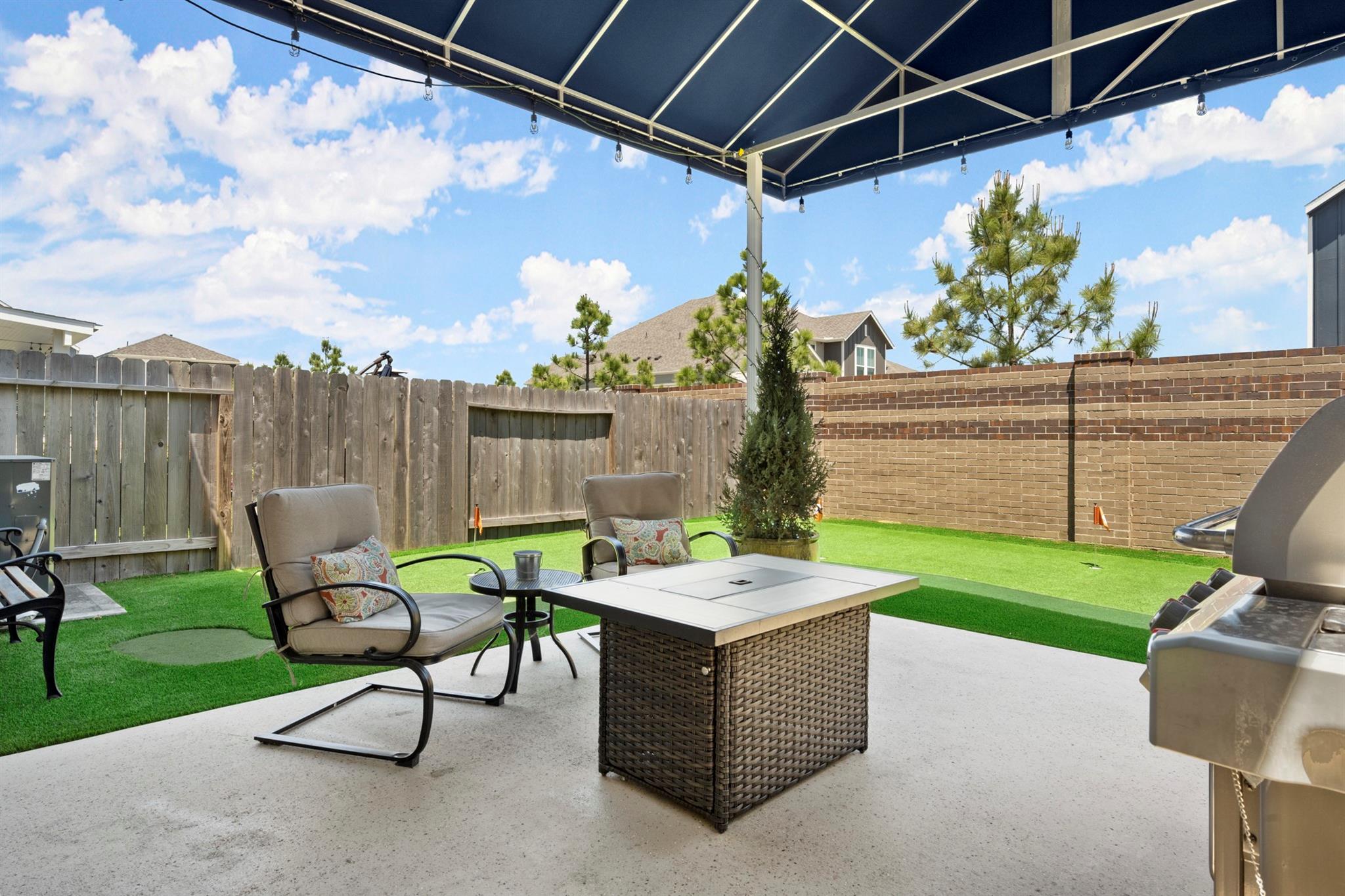 9904 Smokehouse Silo Lane