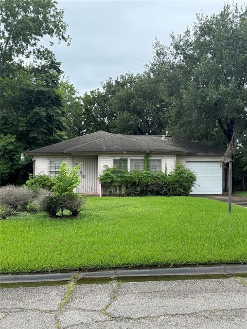 Photo of 5050 Nassau Road, Houston, TX 77021 (MLS # 80015560)
