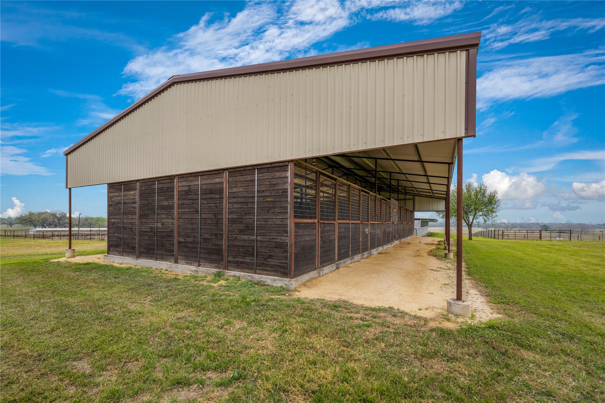 1119 Wolters Road