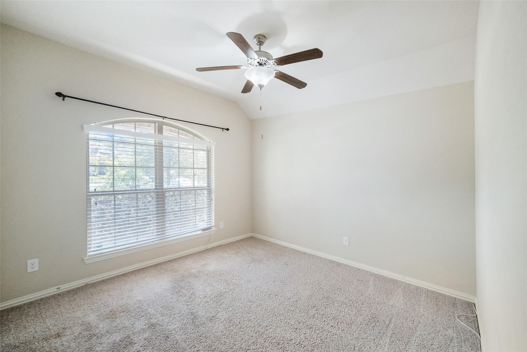 16602 Highland Country Drive