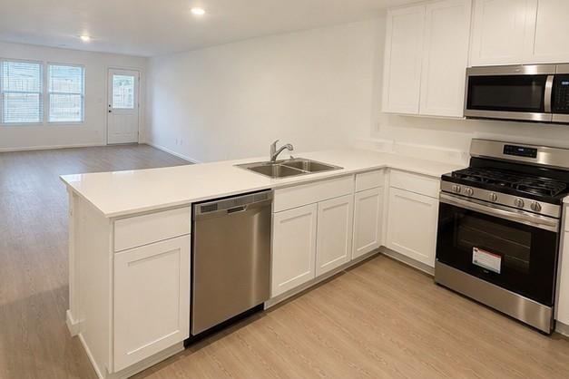 1527 Gardenia Blossom Lane