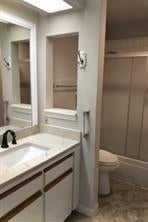 4144 Greystone Way 803